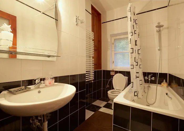 With Courtyard Львов